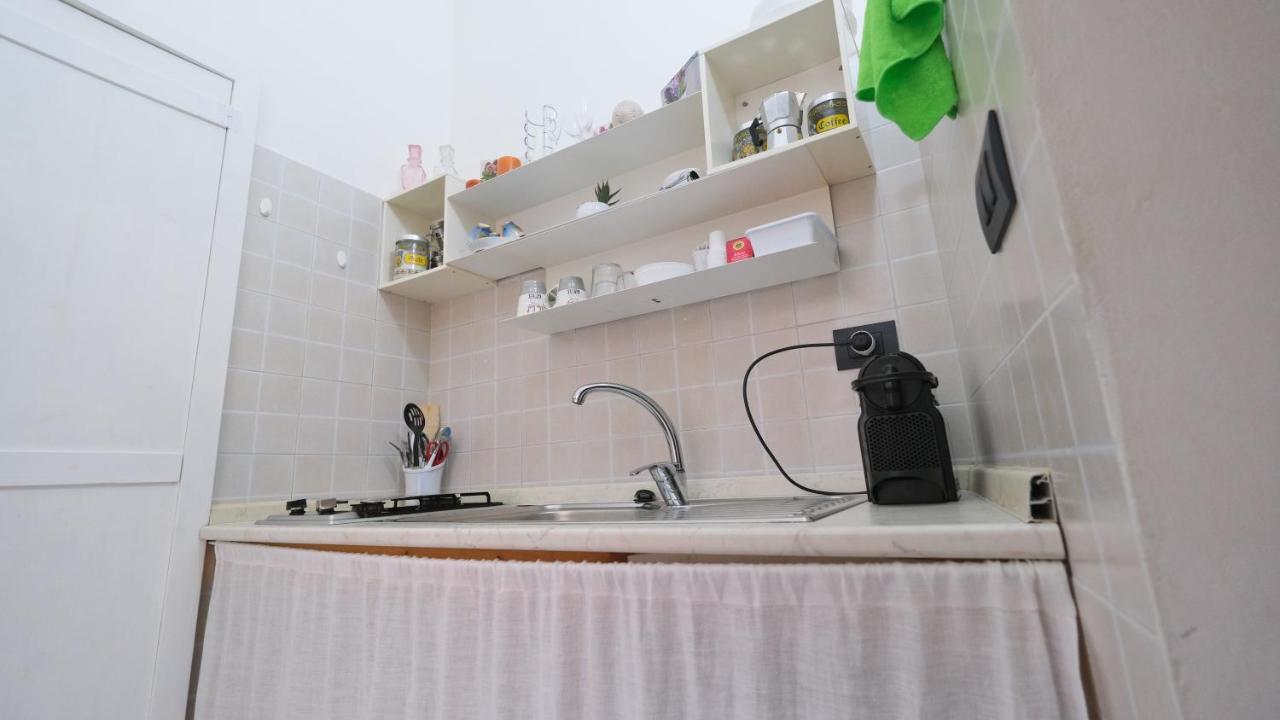 Apartamento Monolocale Porta Napoli Bríndisi Exterior foto