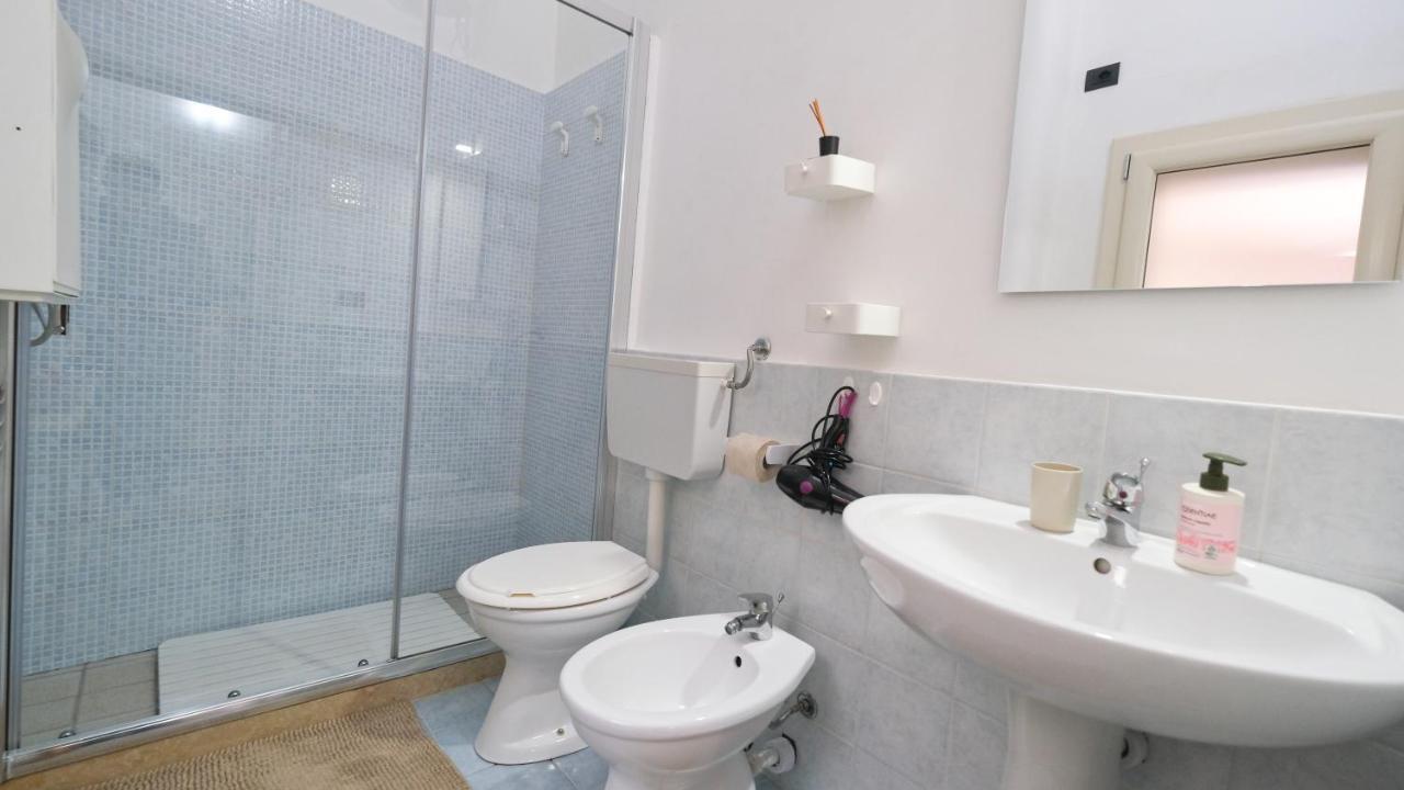 Apartamento Monolocale Porta Napoli Bríndisi Exterior foto